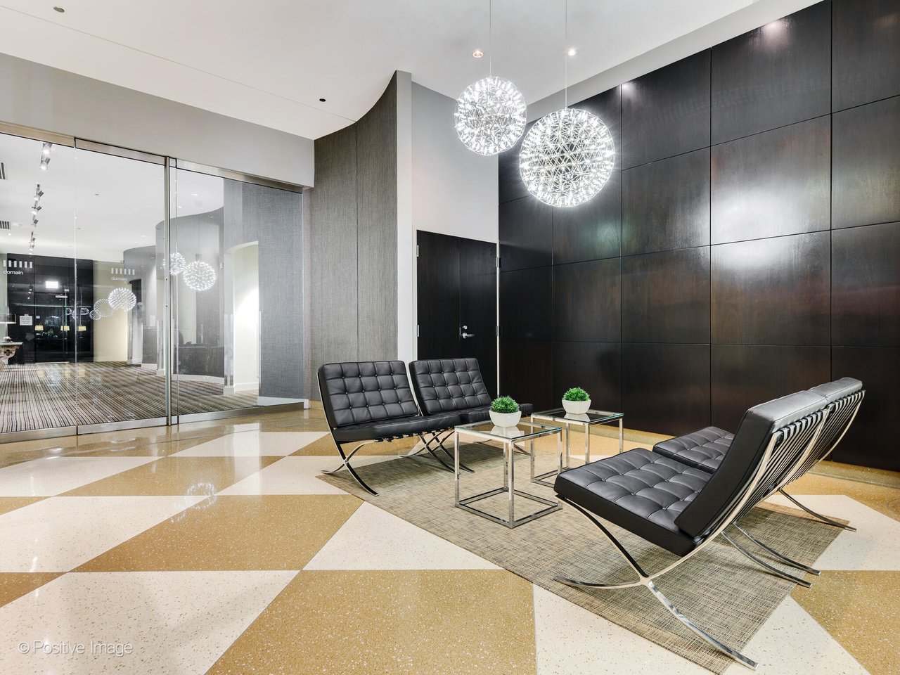 900 N Kingsbury St Unit 716