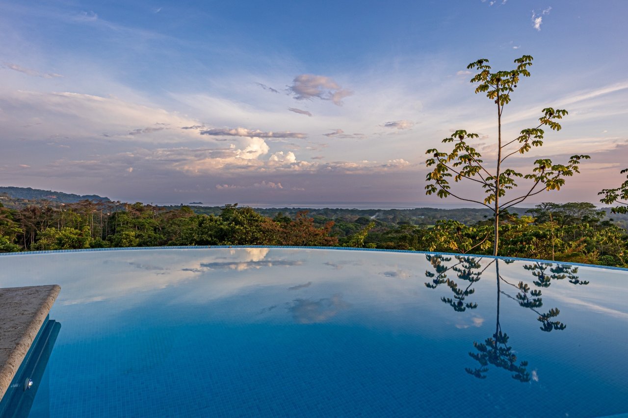 Solar Eco Estate with Guest House, Uvita, Puntarenas
