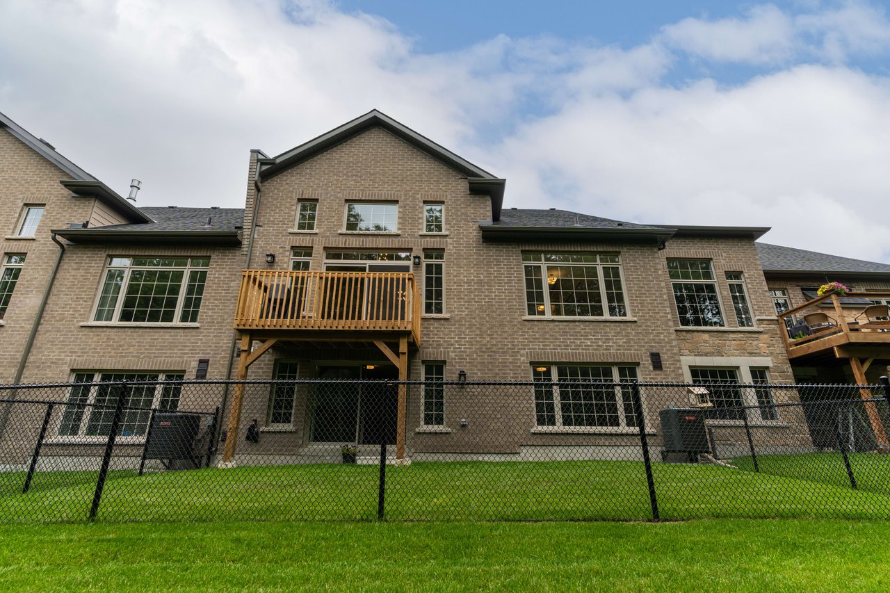 40 Howard Williams Crt