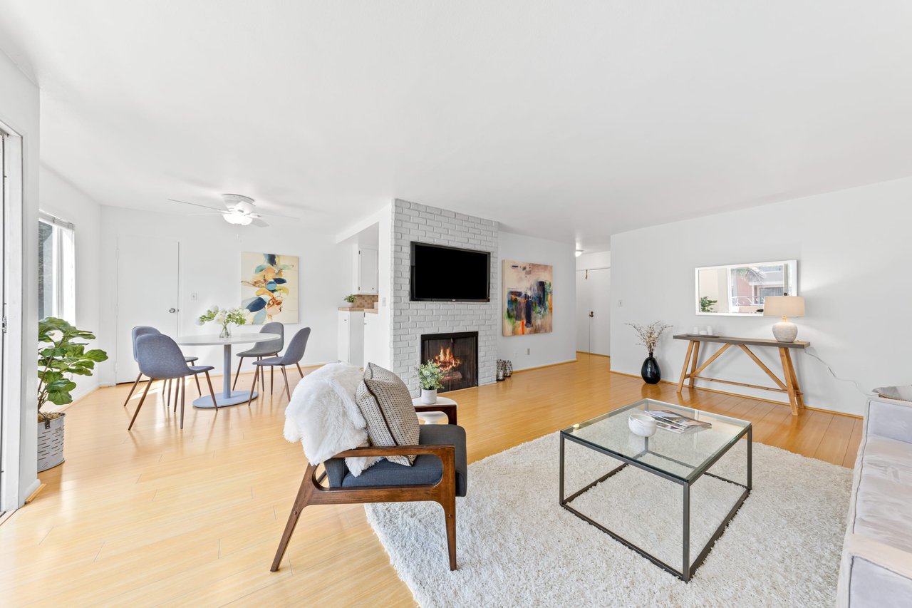 2320 S Bentley Ave #102