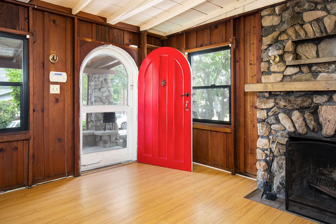 3751 4th Ave.