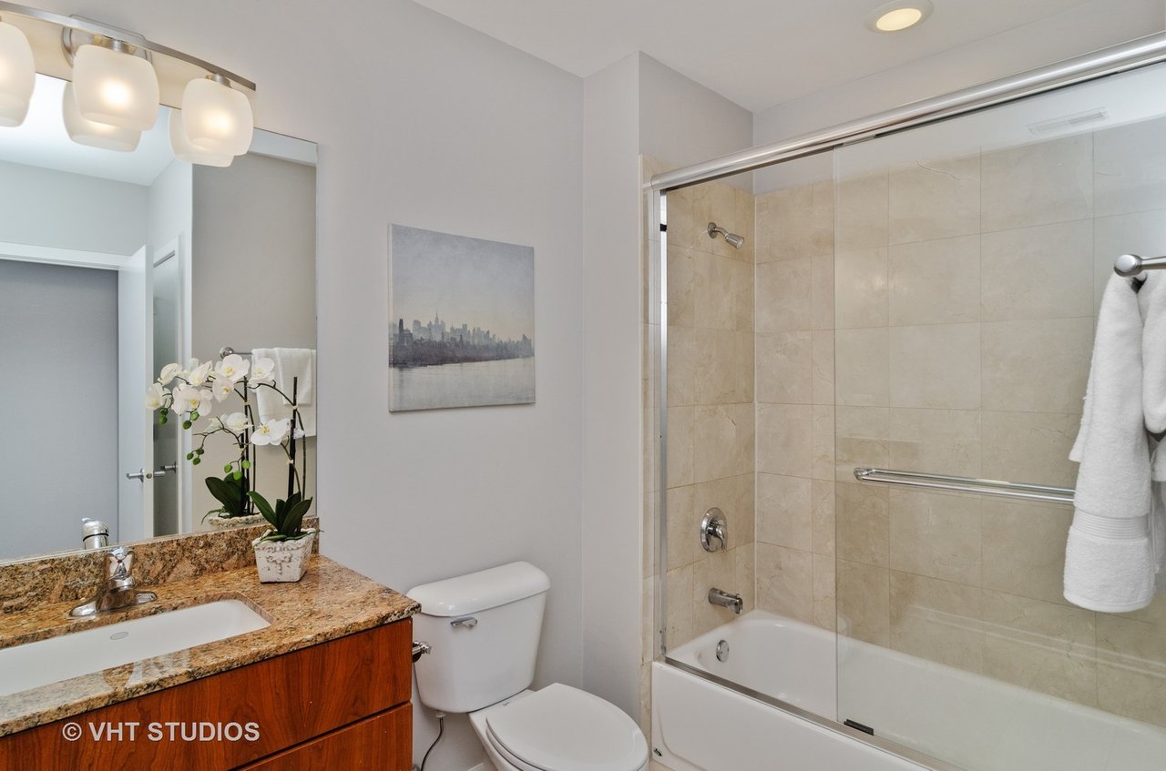 1825 N Winnebago Avenue # 403