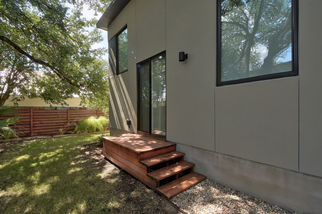 1307 Brentwood St, #A
