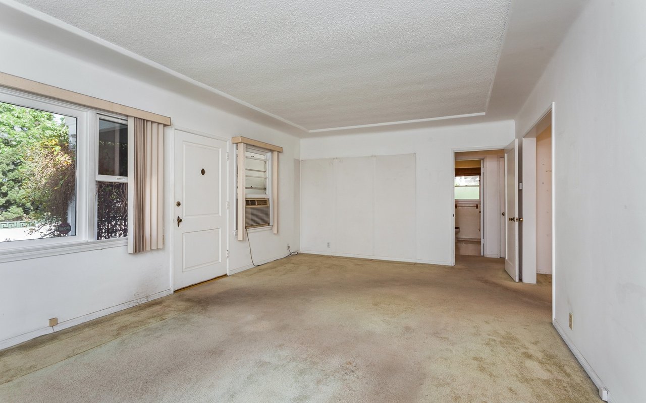 70 Auburn Ave