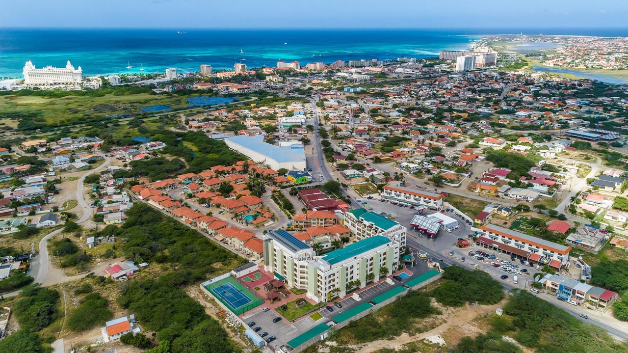 Palm Aruba Condo 4th Fl