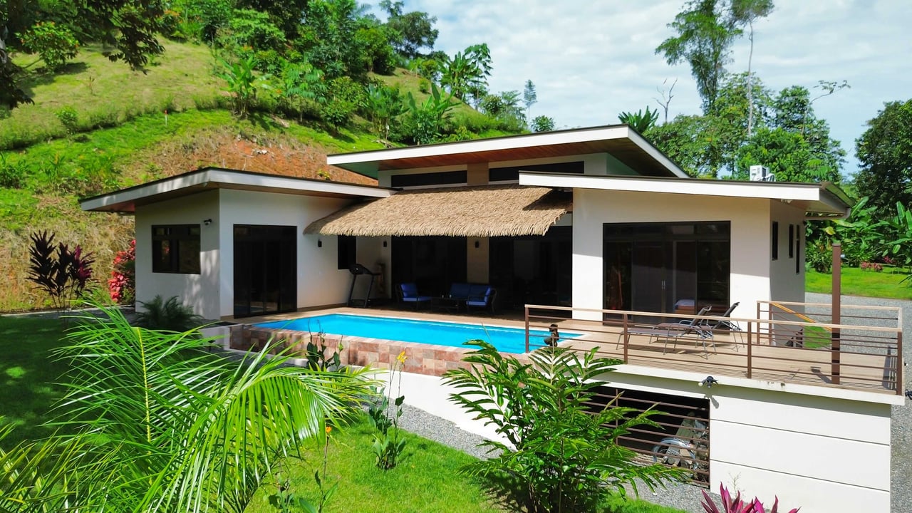 Casa La Paz: A Private Oasis of Luxury and Adventure in the Heart of Ojochal!