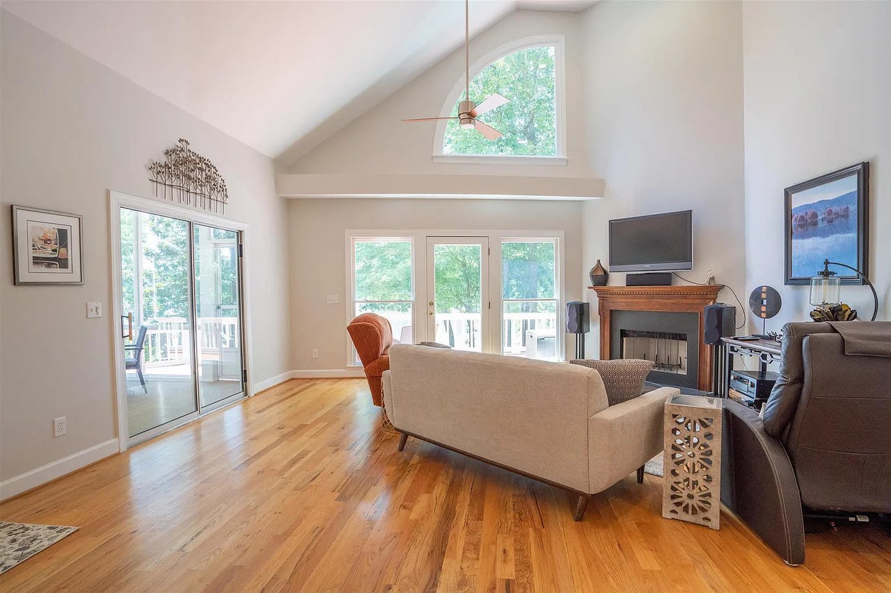 1480 Plantation Dr, Greensboro, GA 30642