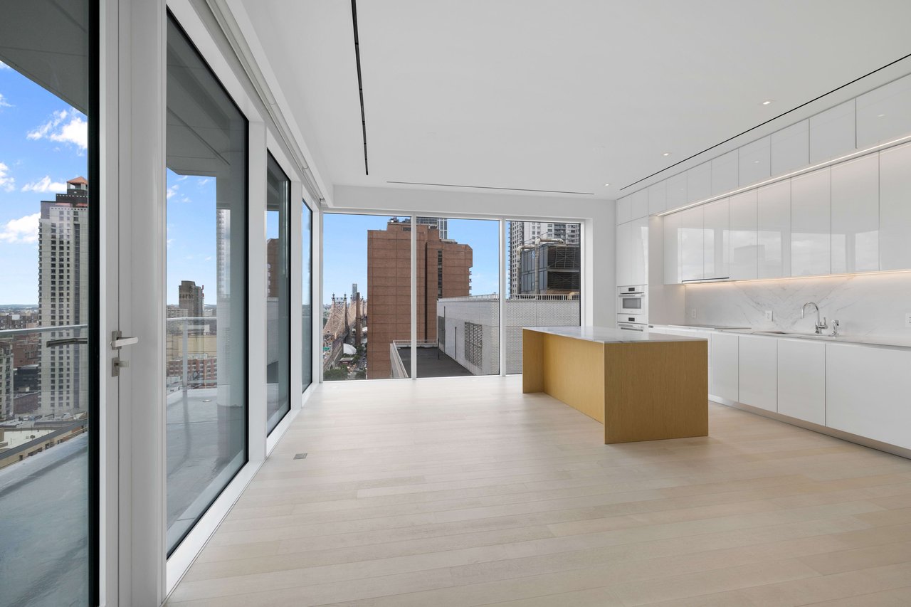 200 East 59th Street #17C