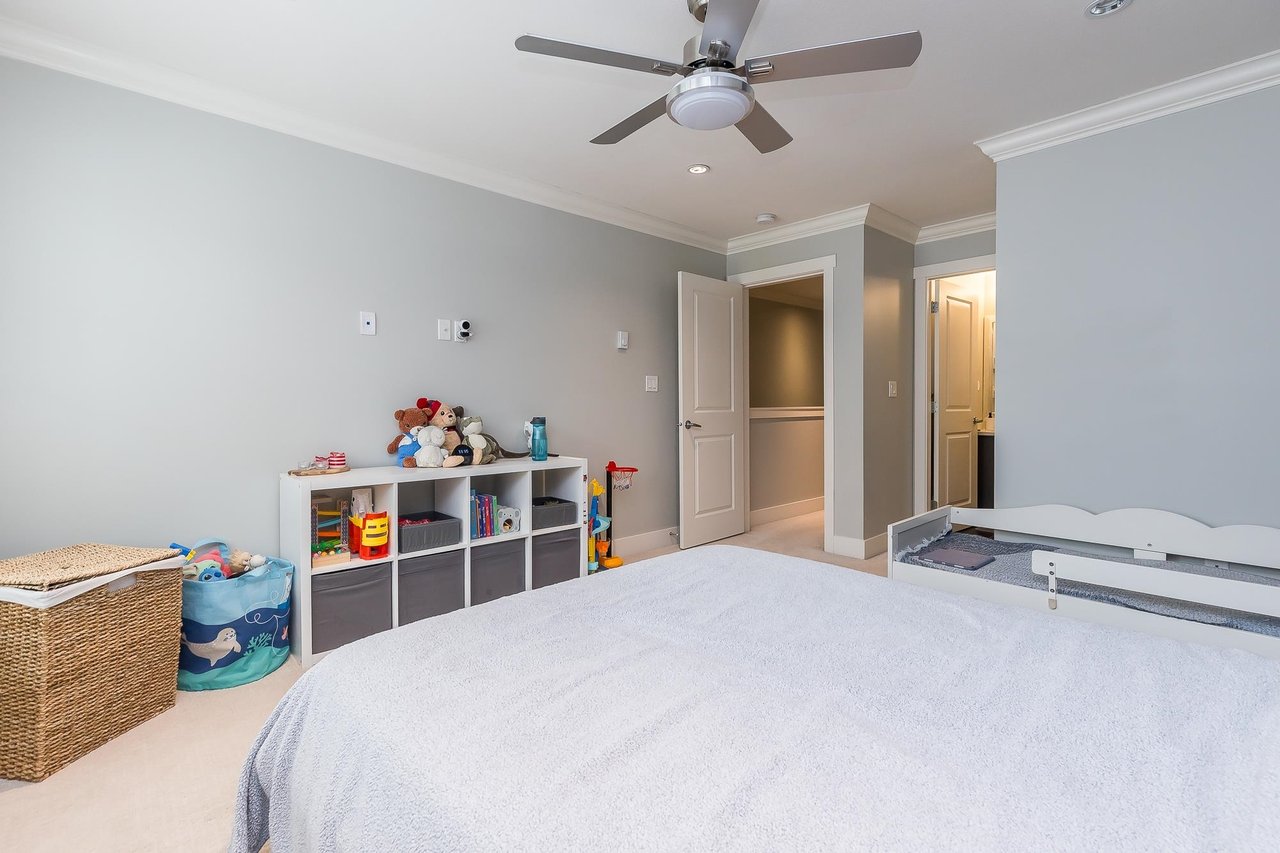 12-19097 64 Ave
