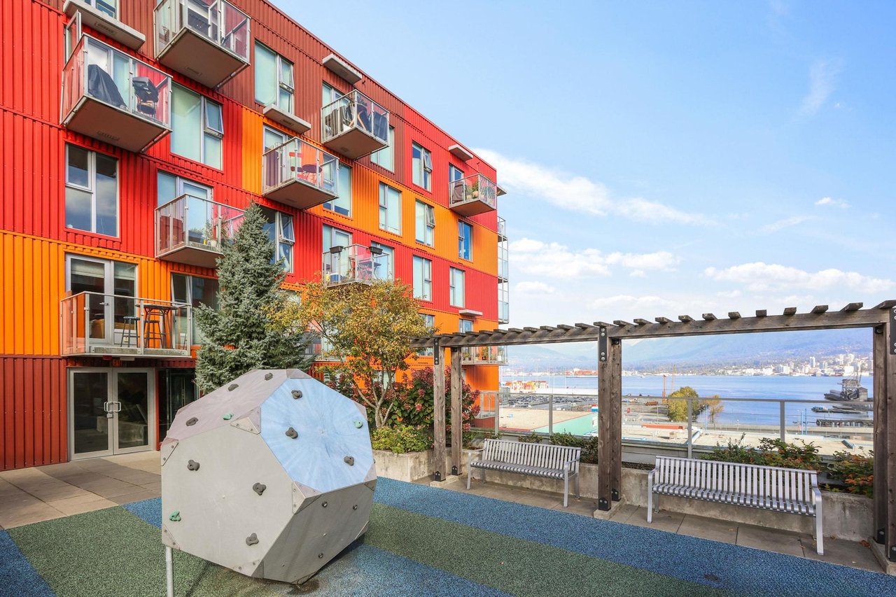 305-933 E Hastings Street, Vancouver