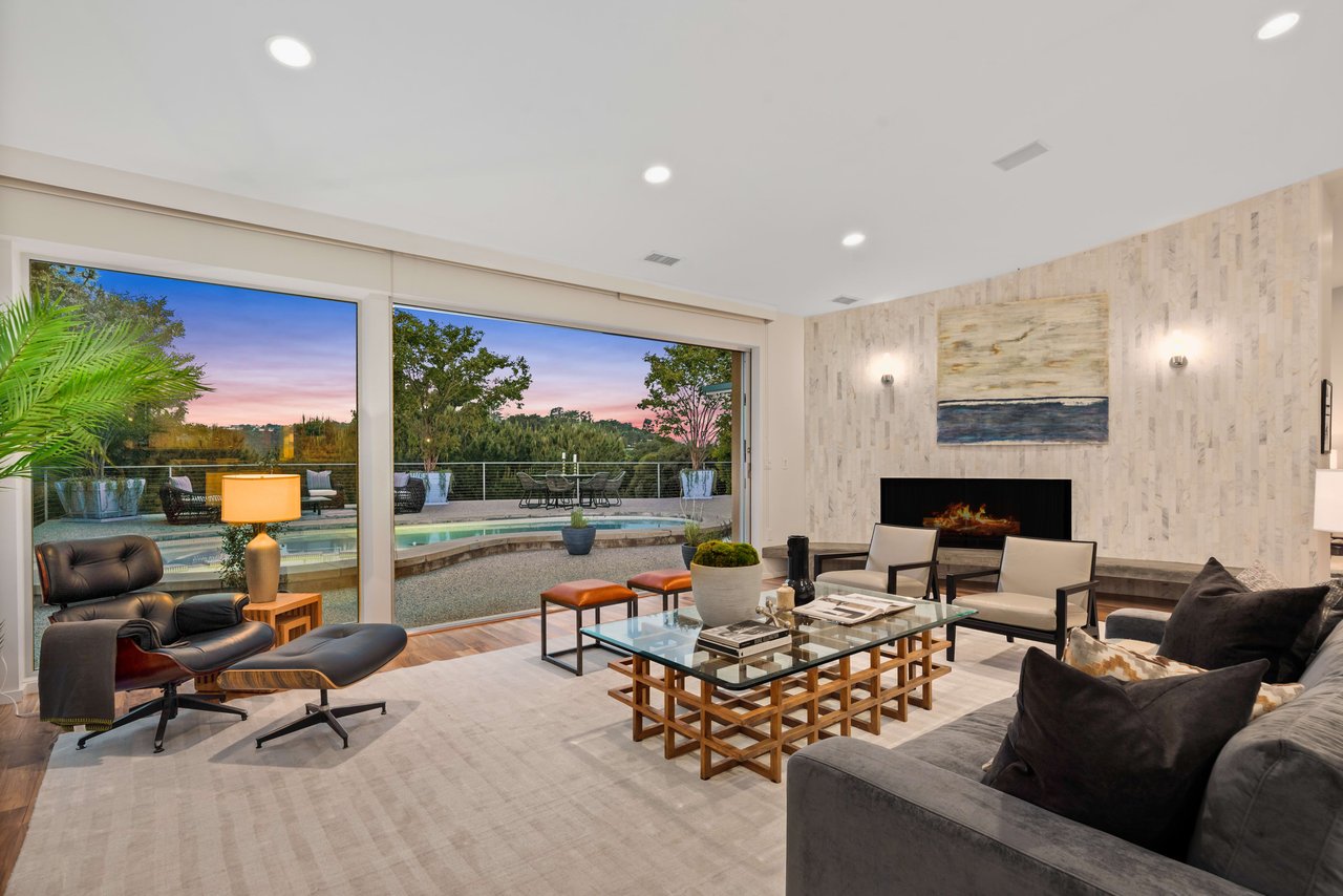 8040 Okean Ter, Laurel Canyon