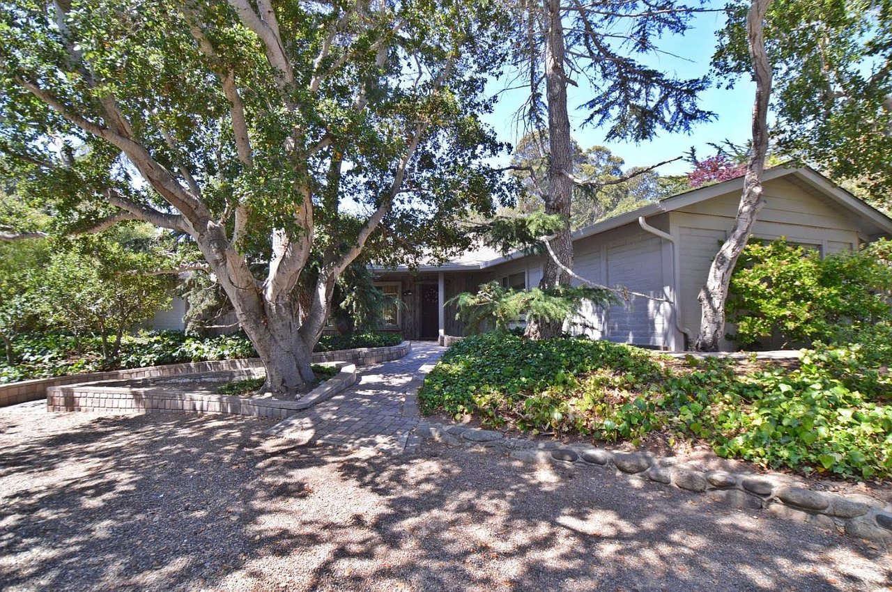2989 Lasuen Dr