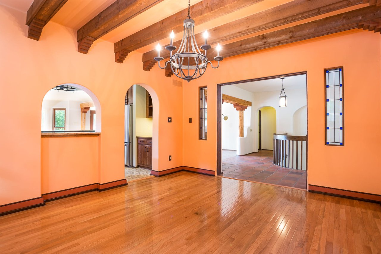 A Southwestern Inspired Villa In Spyglass Summit