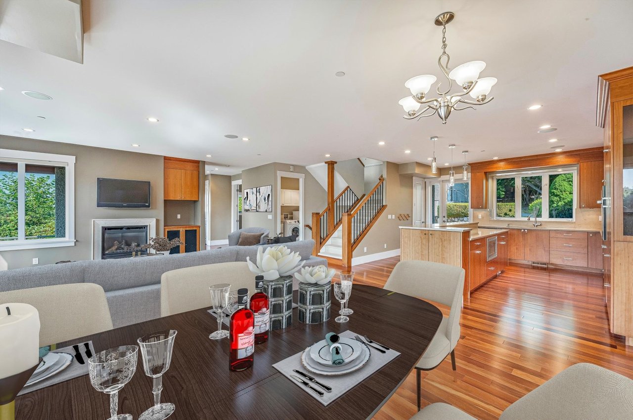 1141 Lawson Ave
