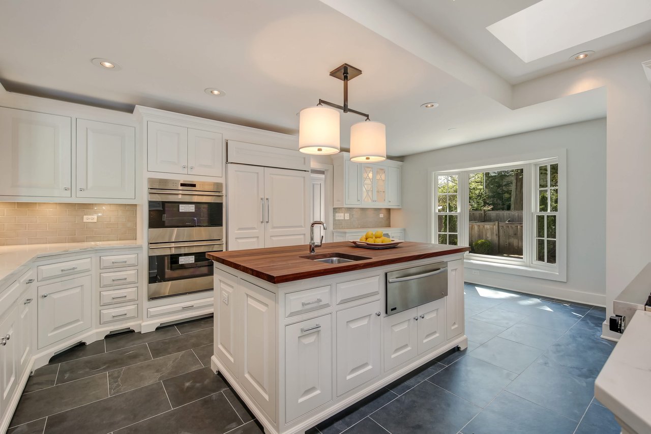 Stunningly Renovated To Precise Standards