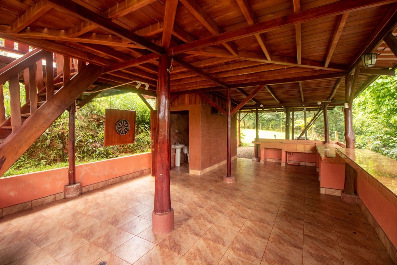 Waterfall View Residence, Perez Zeledon, San Jose