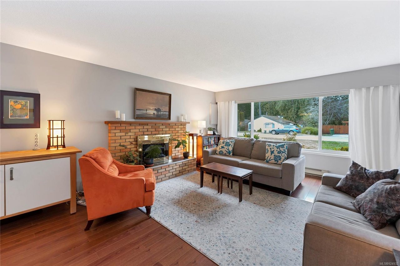 7639 Sigmar Pl