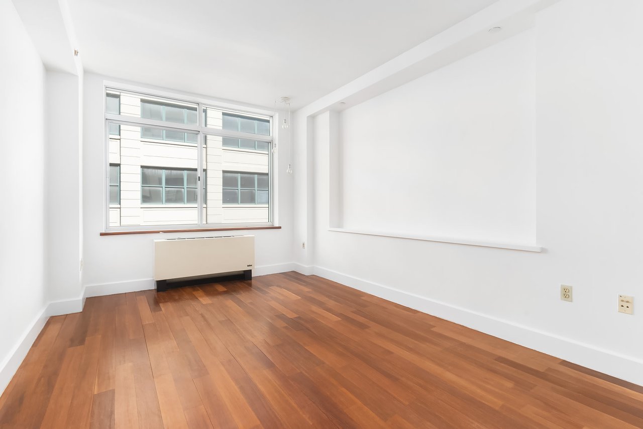 84 Front St #5C