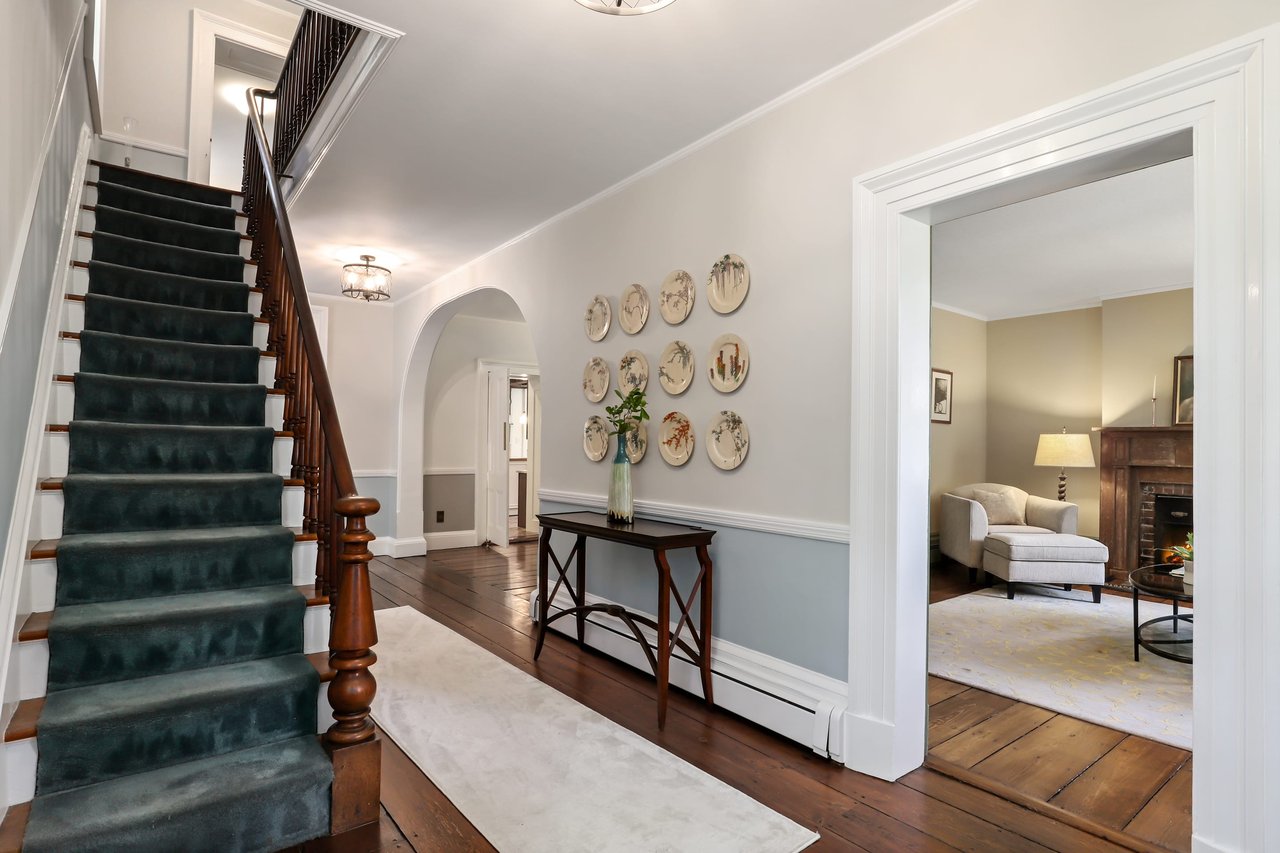 31 Plumbrook Road