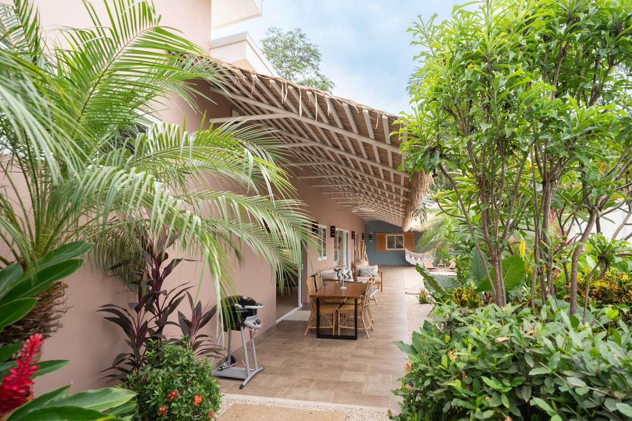 Tropical Gated Family Villa, Tamarindo, Guanacaste