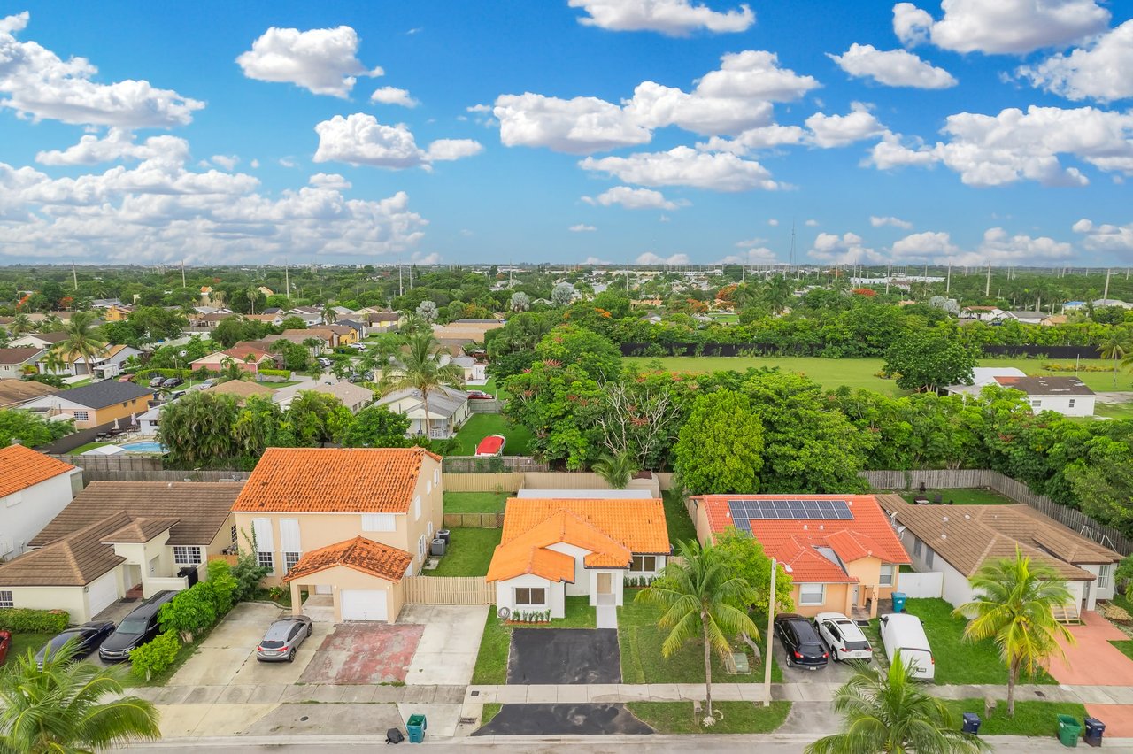 25038 SW 124th Ct, Miami, FL. 33032