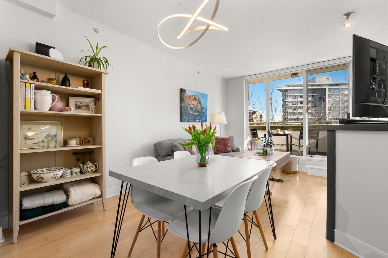 313-298 E 11th Avenue, Vancouver