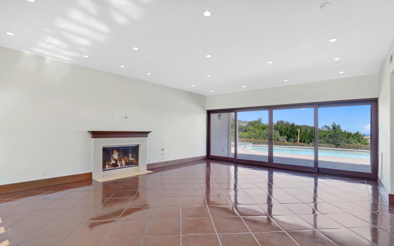 6257 Murphy Way