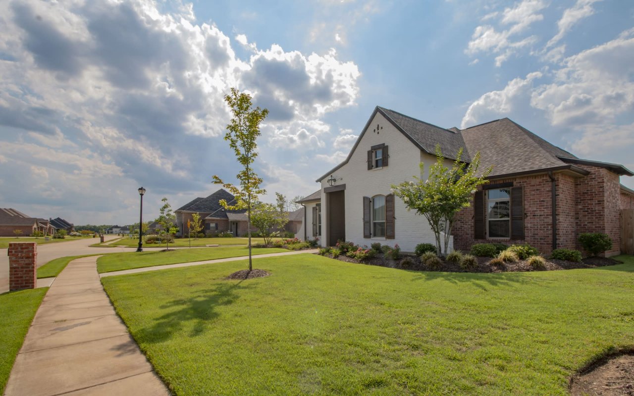 Navigating the Neighborhoods of Stone Oak