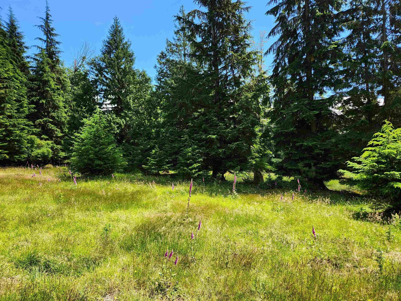 LOT 4 Brigade Bay