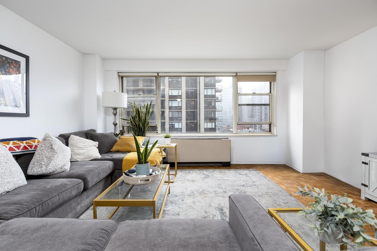 400 East 85th Street, Apt 11G
