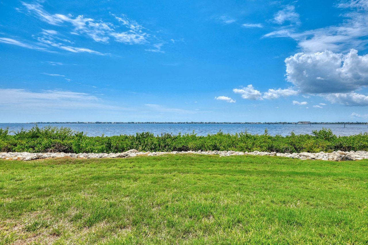 5018 Harbortown Lane