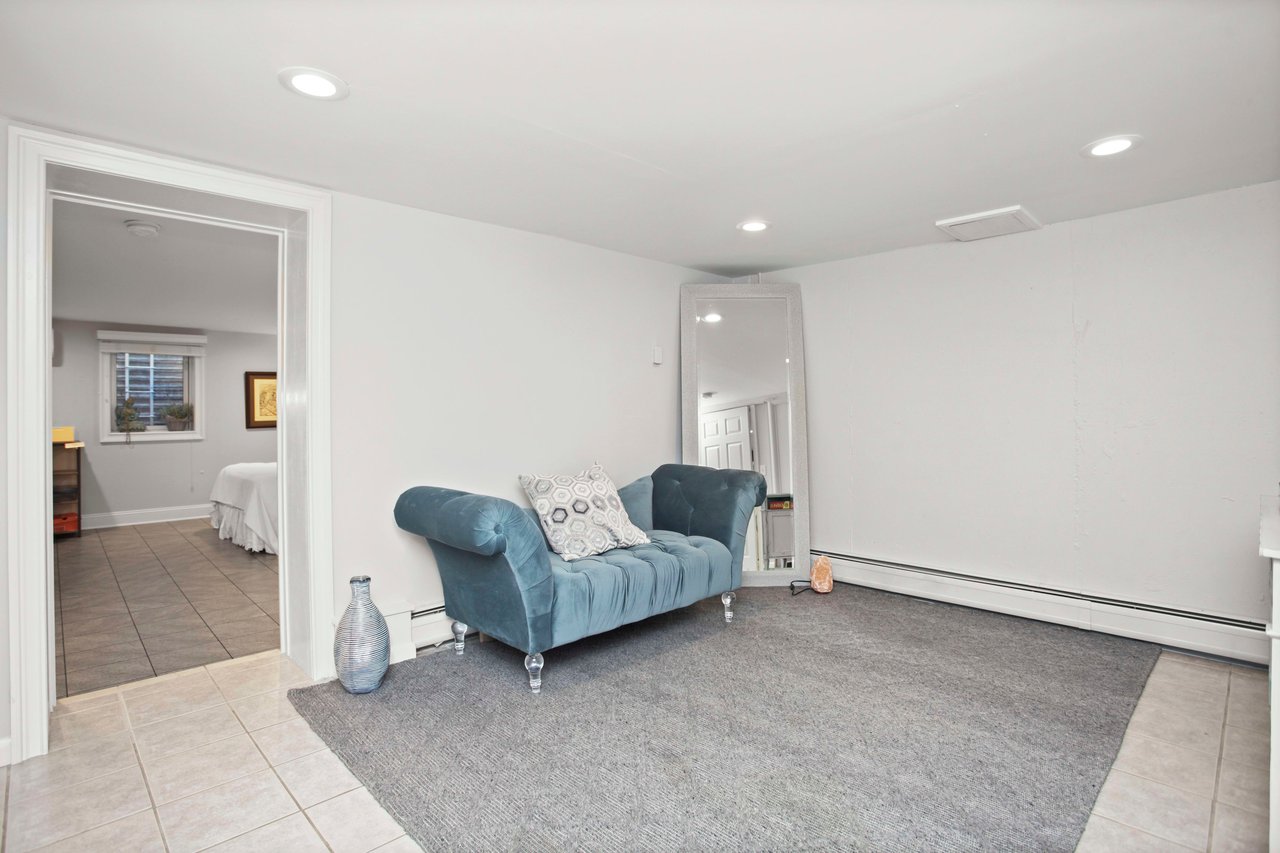 111 Toll House Lane, Fairfield
