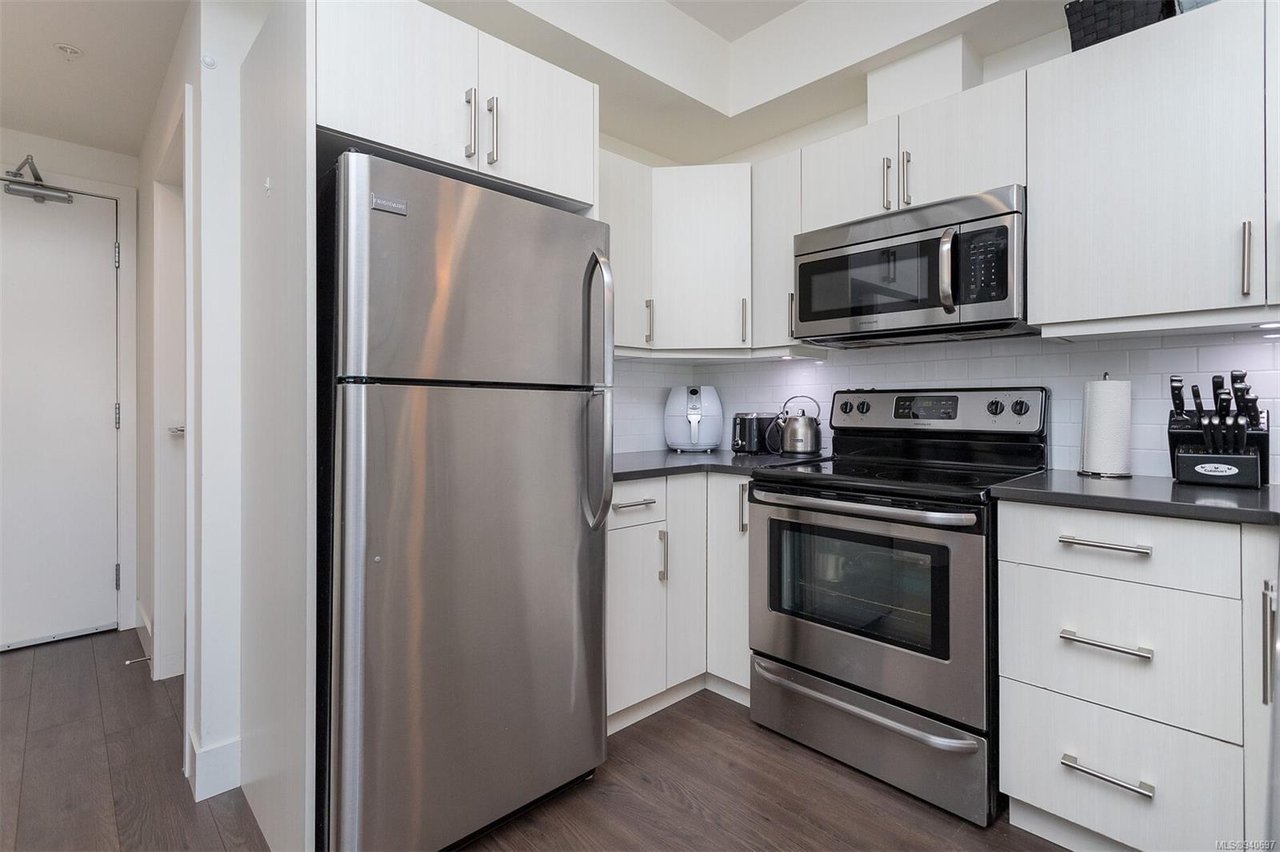 302-317 Burnside Rd