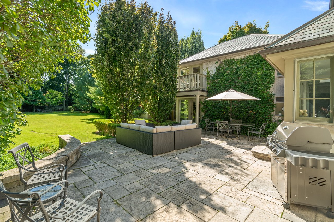 Torontos Exclusive Lytton Park