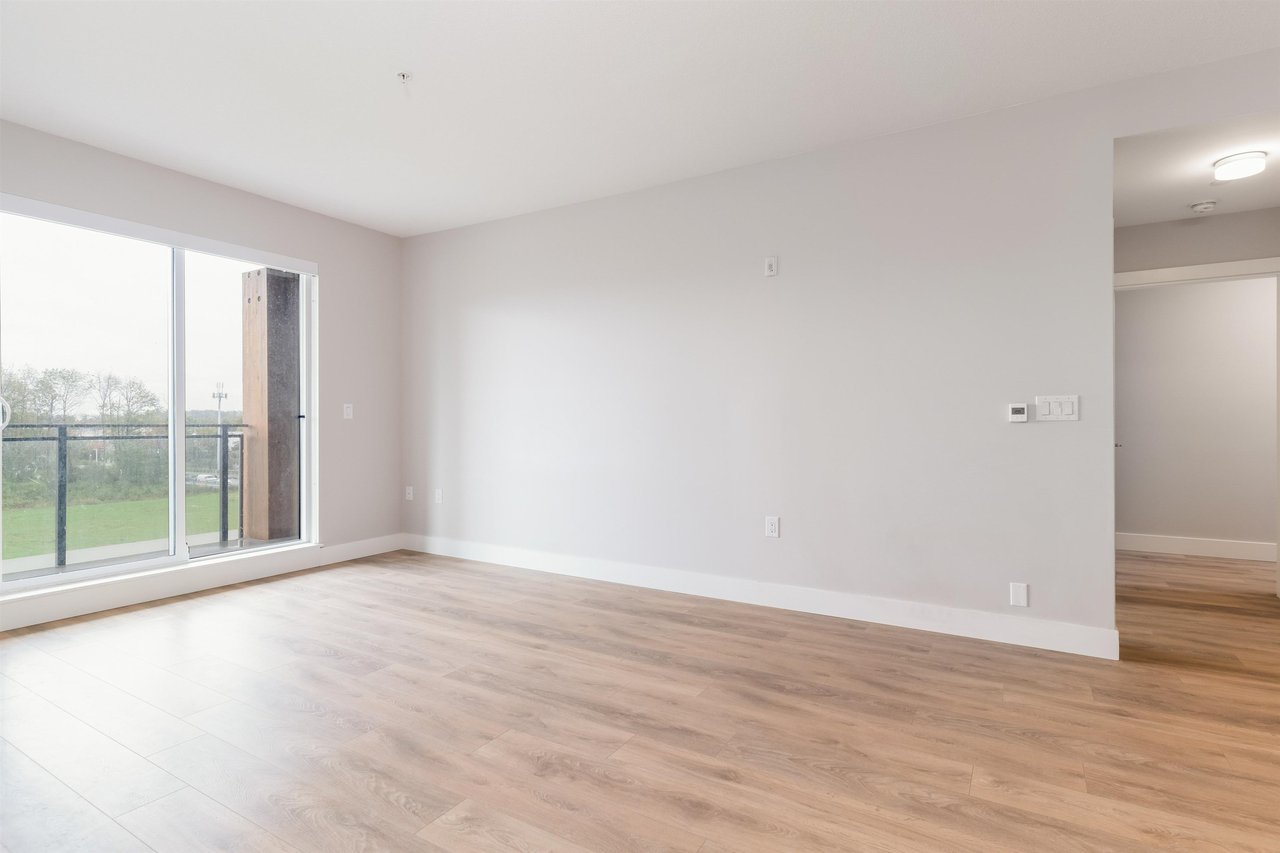 507-3588 Sawmill Cres