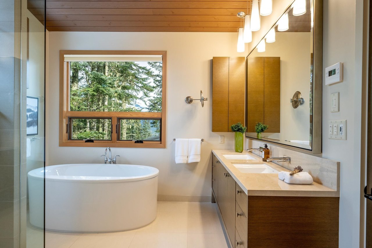 2963 High Point Drive, Whistler