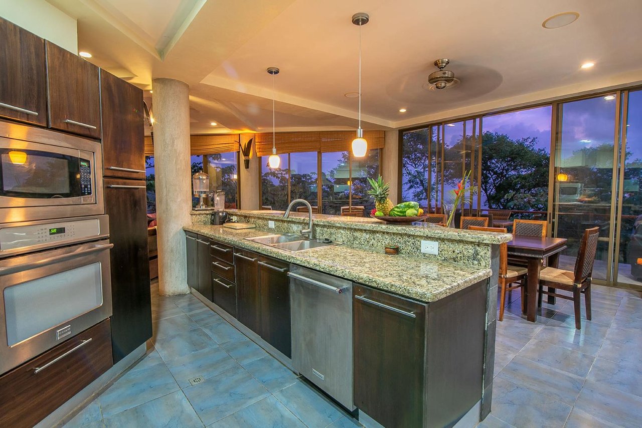 Balinese Tropical Luxury Estate, Manuel Antonio, Puntarenas