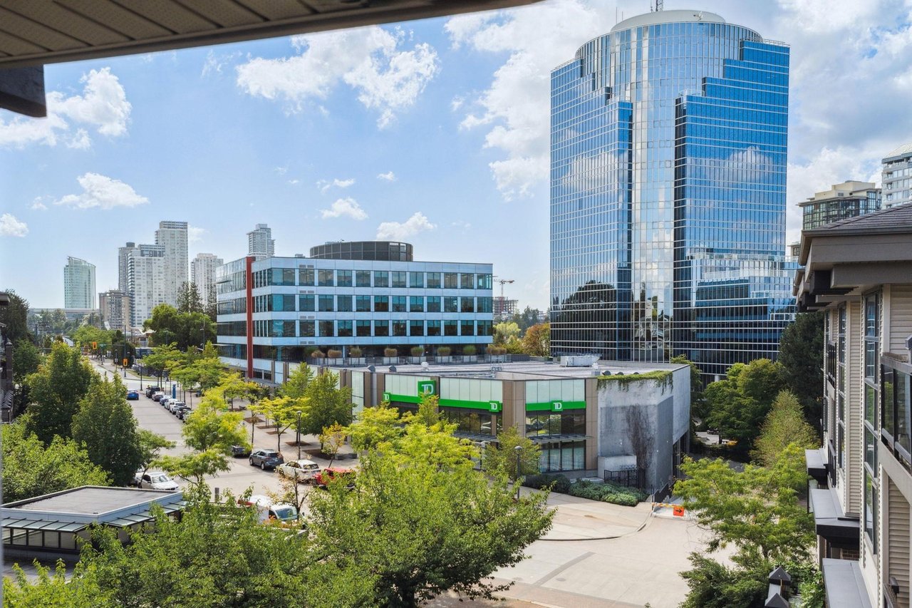 415-10866 City Pkwy