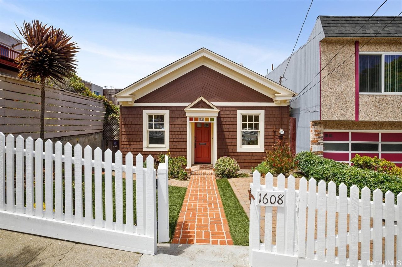 1608 Felton