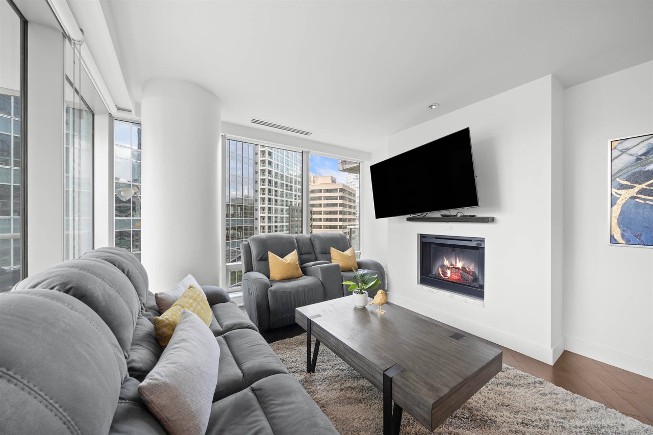 1608-1111 Alberni St