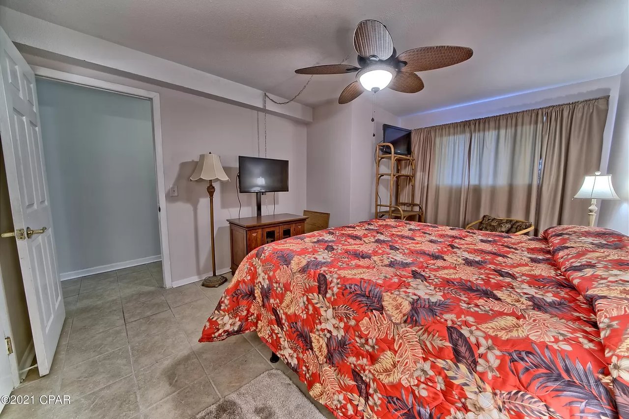 8743 Thomas Drive Unit 209