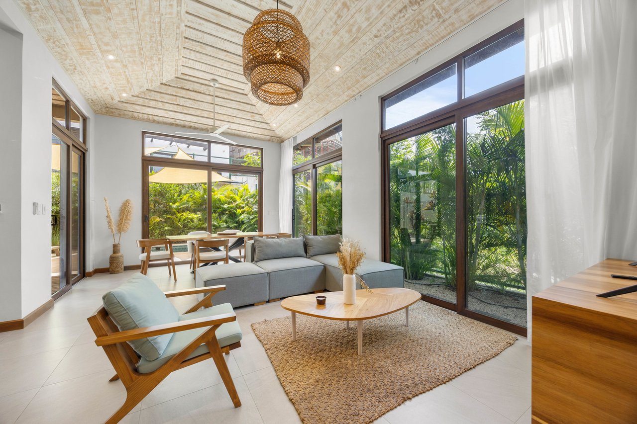 Tropical Luxury Gated Villa, Tamarindo, Guanacaste