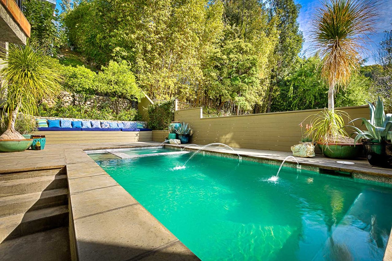 Cascade Luxe