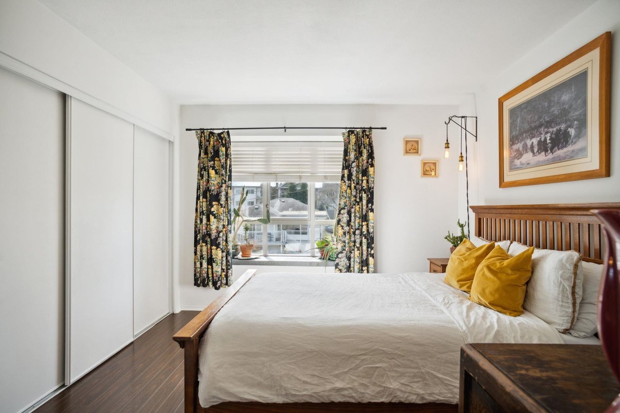 303-228 E 14th Ave