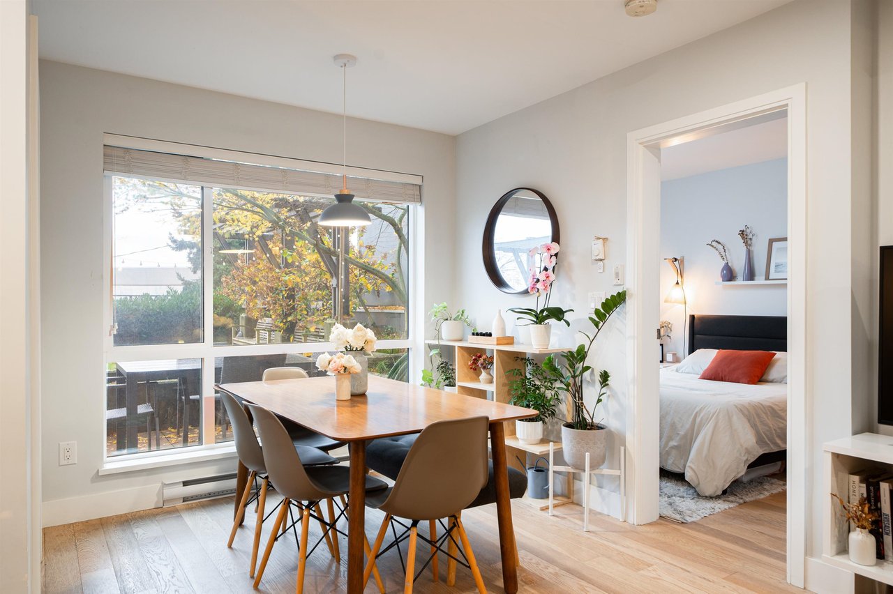 209-233 Kingsway