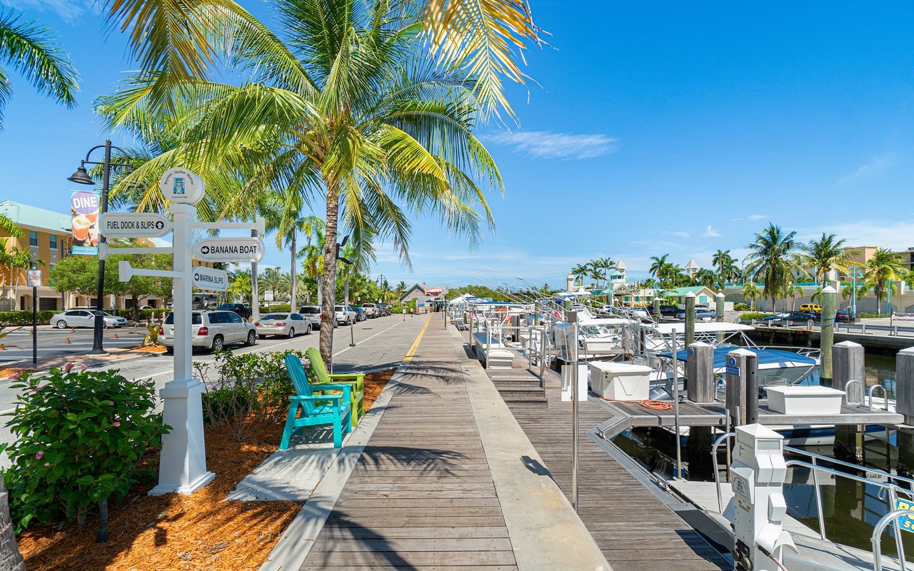 625 Casa Loma Blvd, #702
