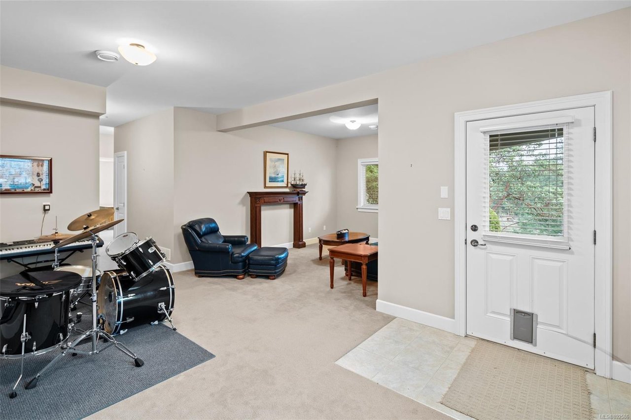 416 Pelican Dr