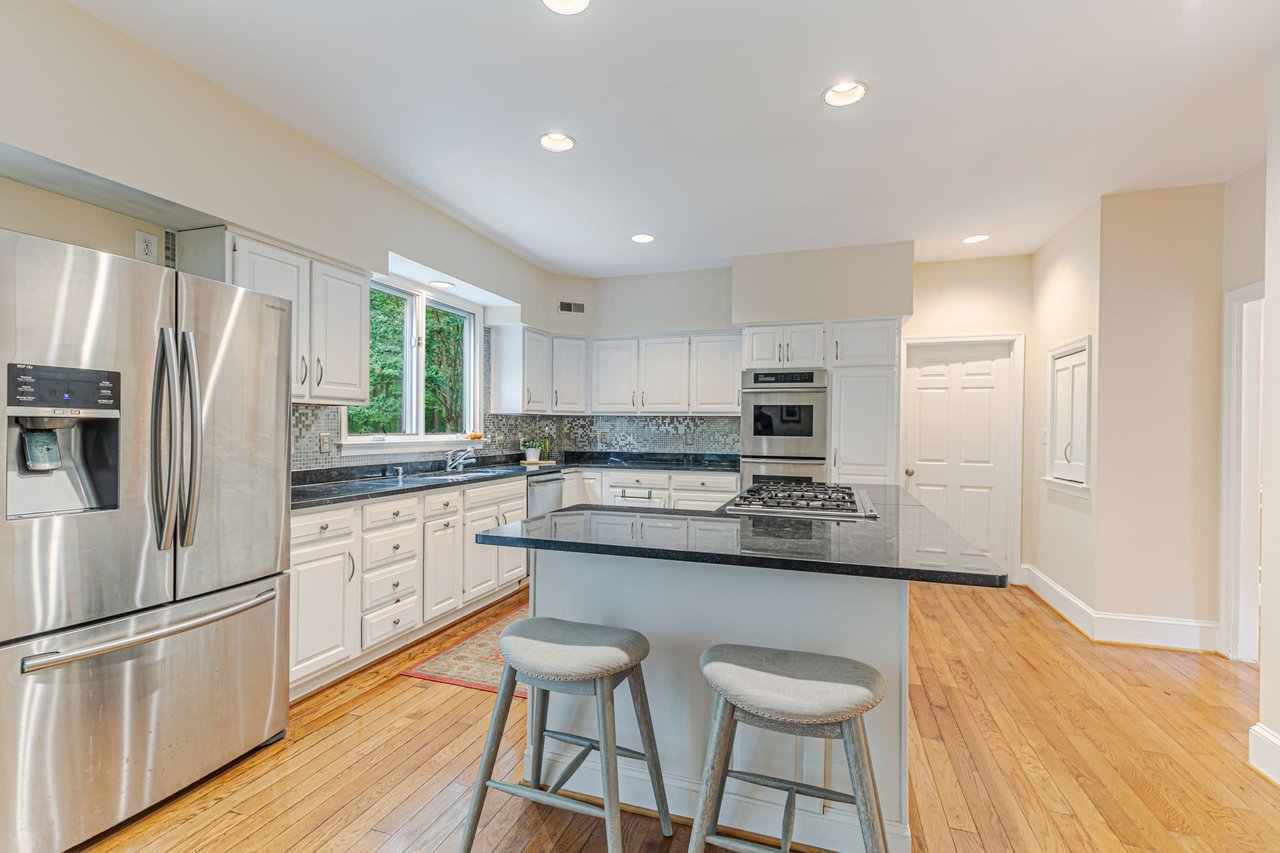 9225 Vendome Drive, Bethesda MD 20817