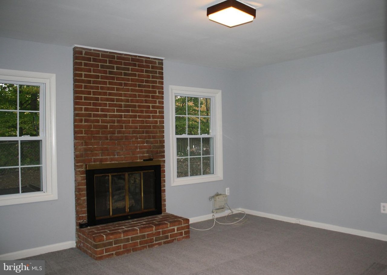 1839 Ralston Pl