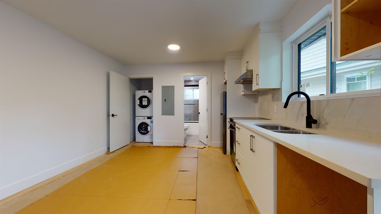 A-41748 Honey Ln